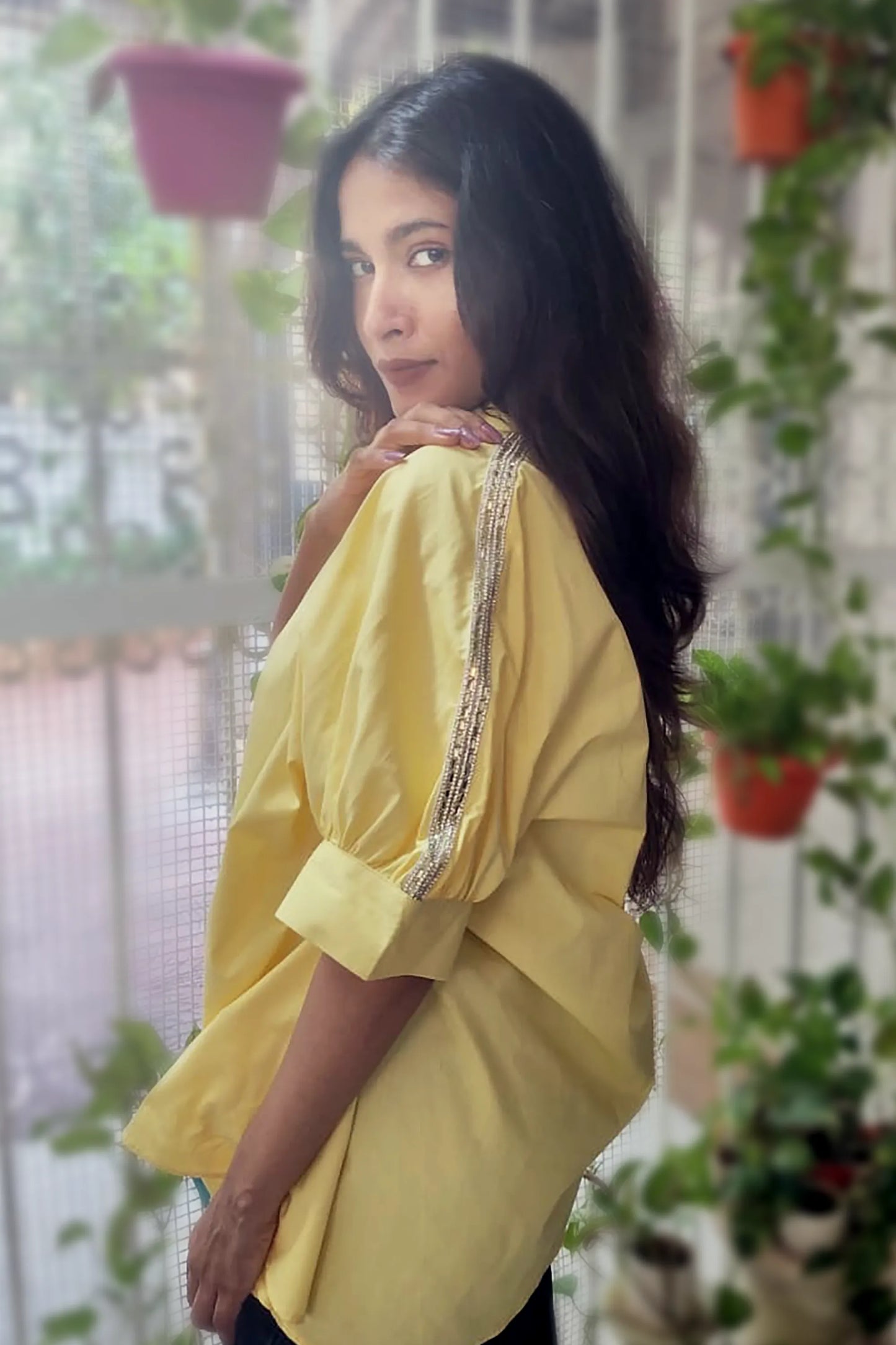 NAVYA DIAMOND TOP